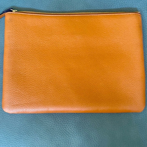 Kate Spade Gia Flynn Street Leather Clutch Cognac - Picture 2 of 4